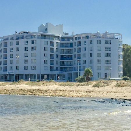 Ocean Breeze Hotel Strand Zewnętrze zdjęcie