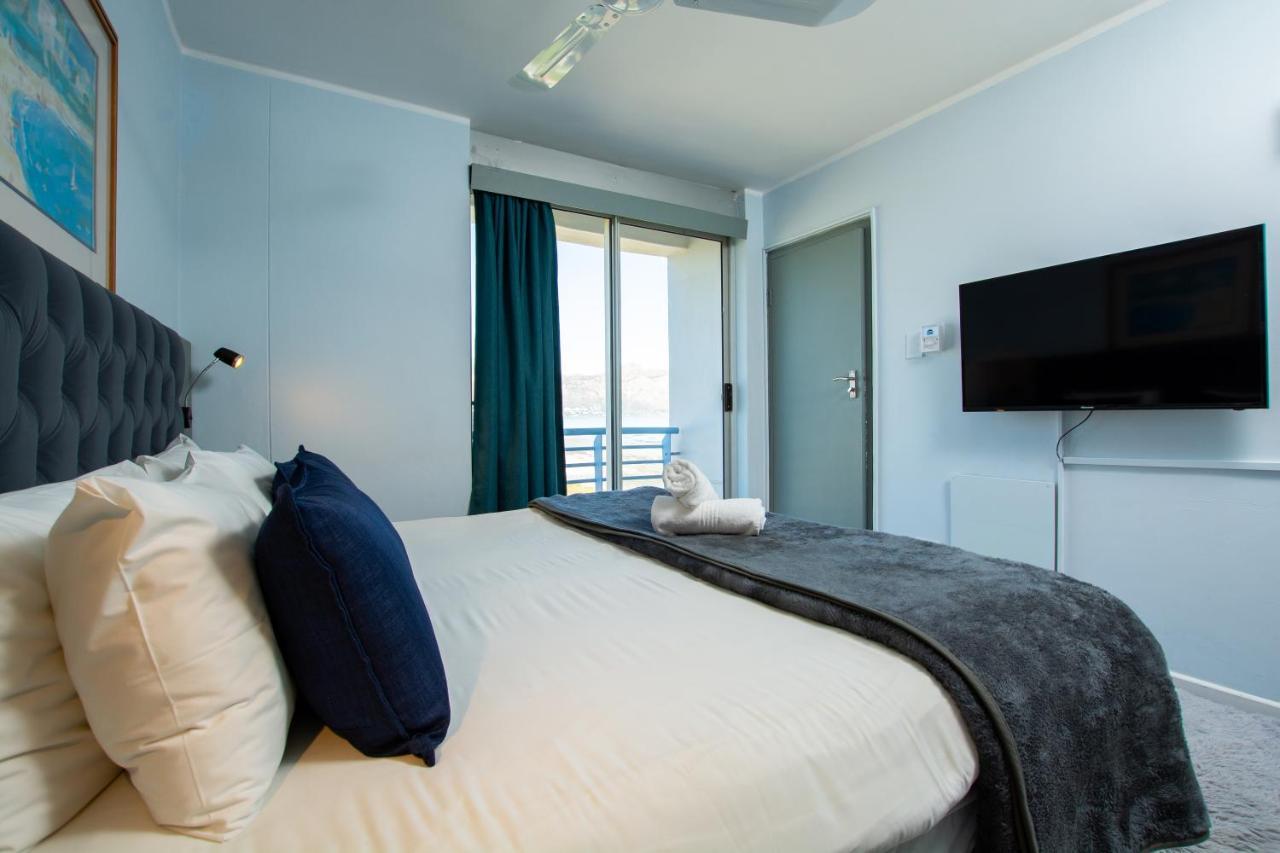 Ocean Breeze Hotel Strand Zewnętrze zdjęcie